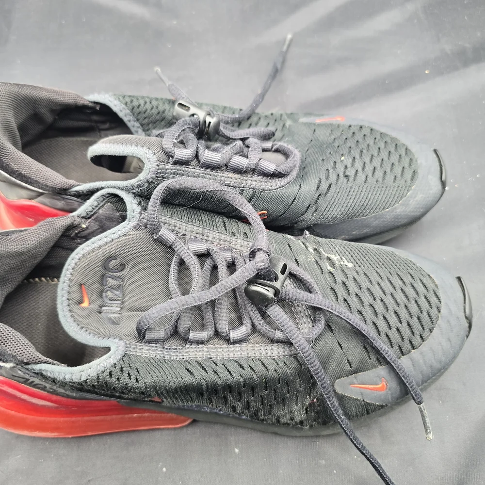Nike Black and Red Athletic‎ Shoes Modern Design
